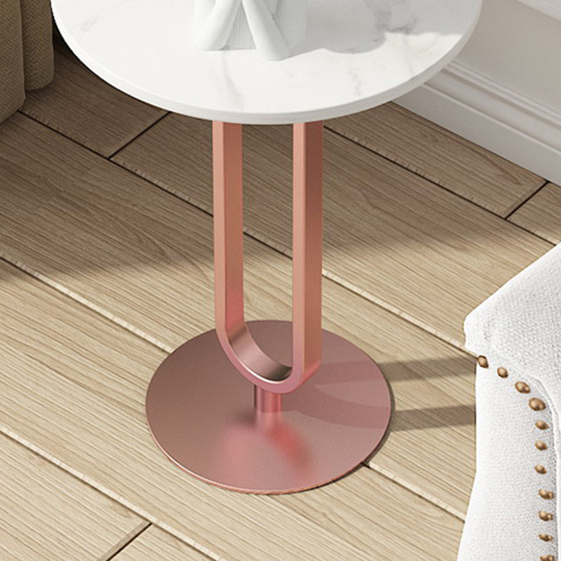 近代的な金属製の台座エンドテーブルスレートトップラウンドサイドエンドテーブル
