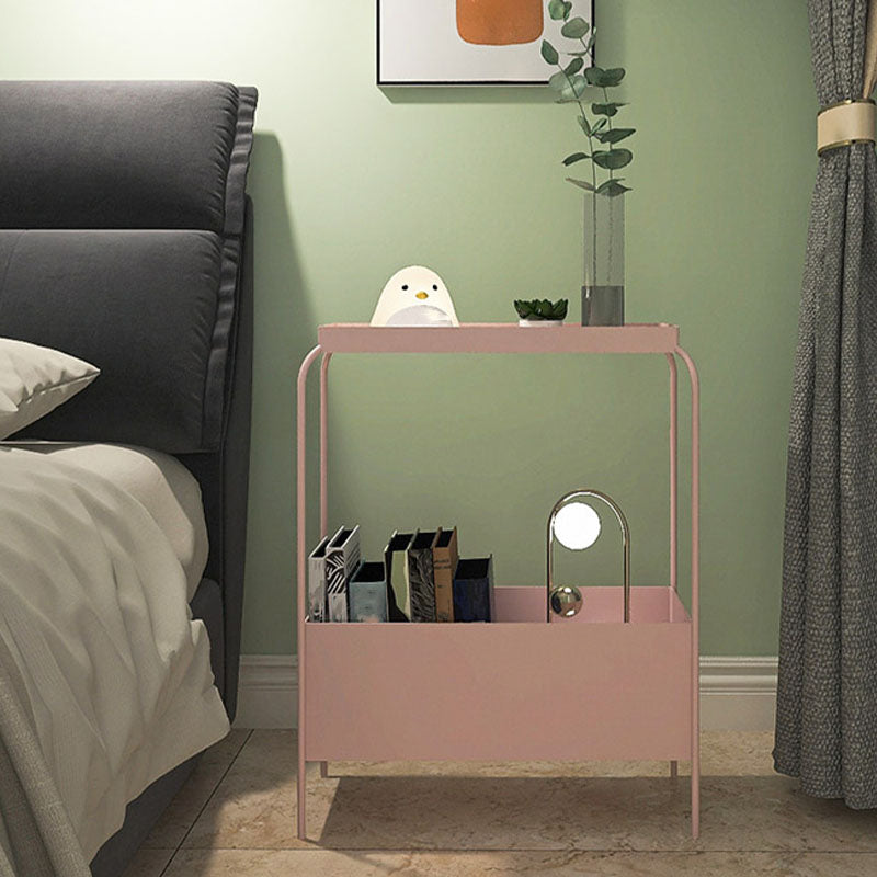 Nightand de table d'accent en métal contemporain 25,59 "Table table de nuit de lit avec 2 étagères