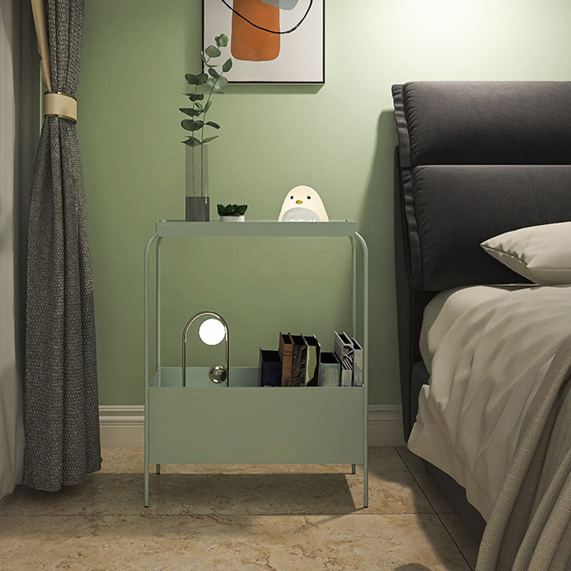 Nightand de table d'accent en métal contemporain 25,59 "Table table de nuit de lit avec 2 étagères