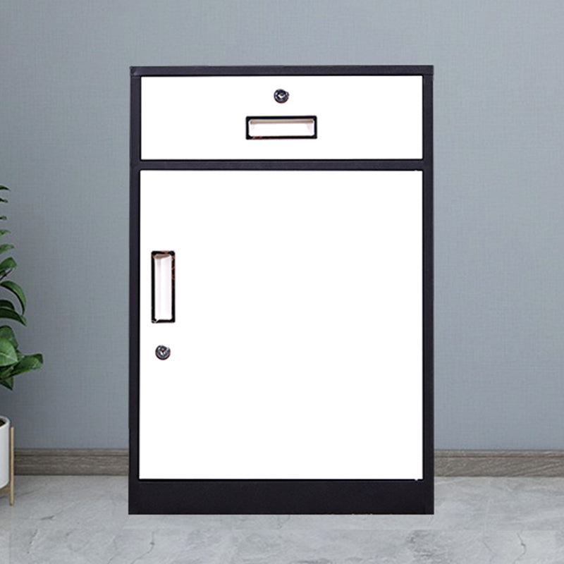 Moderne Schrank Metallverriegelungsschubladen und vertikale Aktenschrank für den Speicher