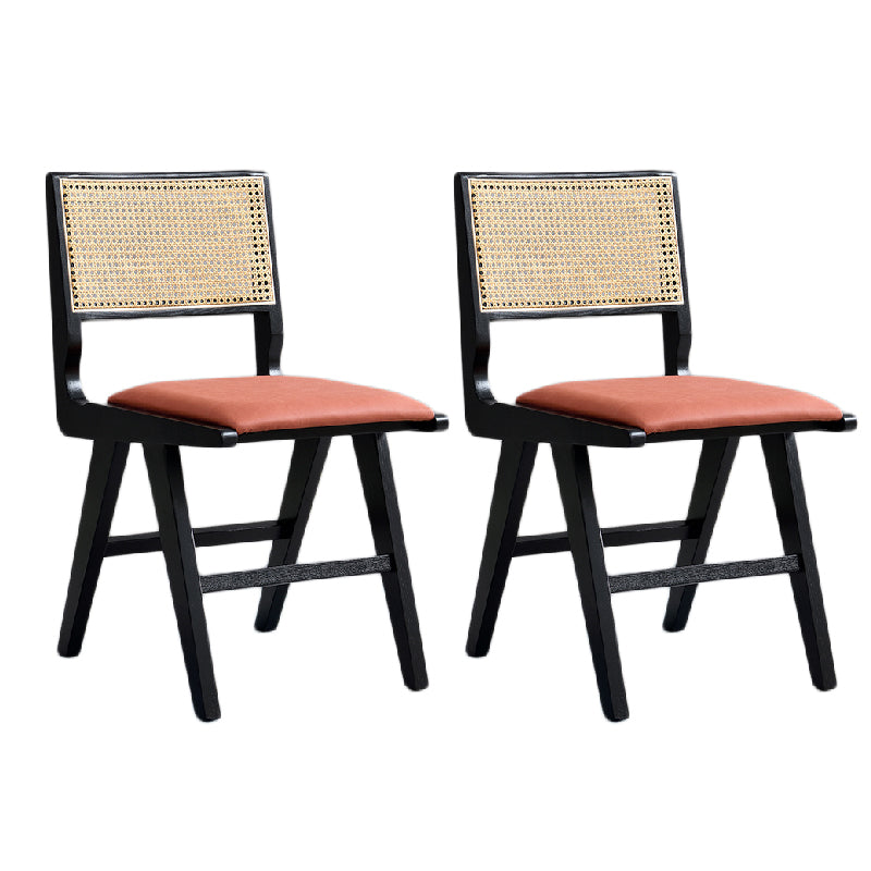 Traditionele stijl eetkamerstoel vast hout riet achterstoel voor thuis