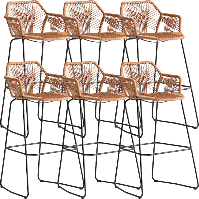 Modern Footrest Bar Stool Plastic Armed Stool with Metal Base