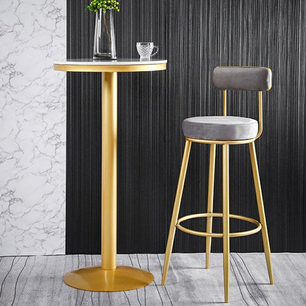 Taburete de bar de metal Glam con respaldo de tela y base dorada