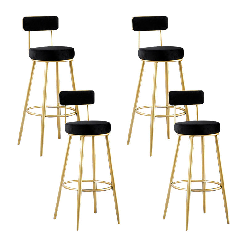 Taburete de bar de metal Glam con respaldo de tela y base dorada