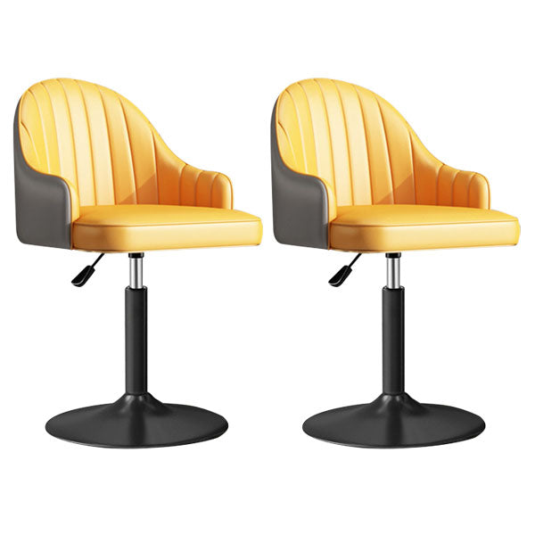 スカンジナビアのメタルバースツールローバックフェイクレザークッションスツールとフットレスト