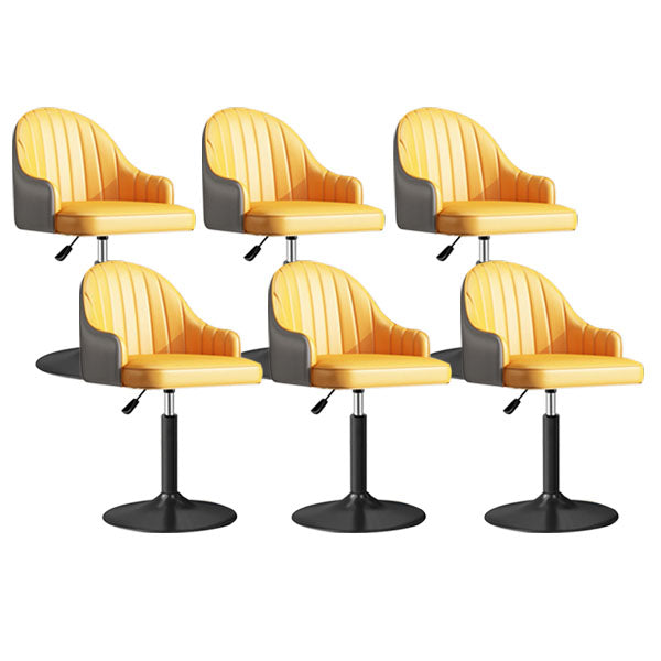 スカンジナビアのメタルバースツールローバックフェイクレザークッションスツールとフットレスト