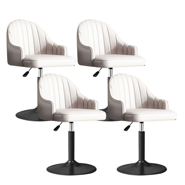 スカンジナビアのメタルバースツールローバックフェイクレザークッションスツールとフットレスト