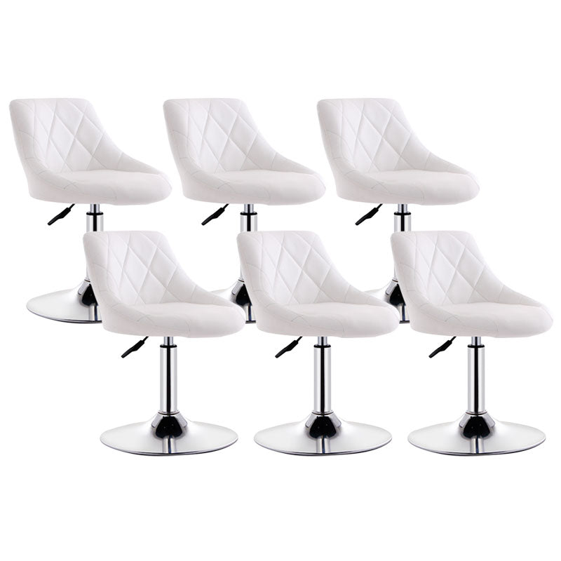 Sgabello da cuscino in pelle bassa in metallo in metallo scandinavo con base di ferro per bar