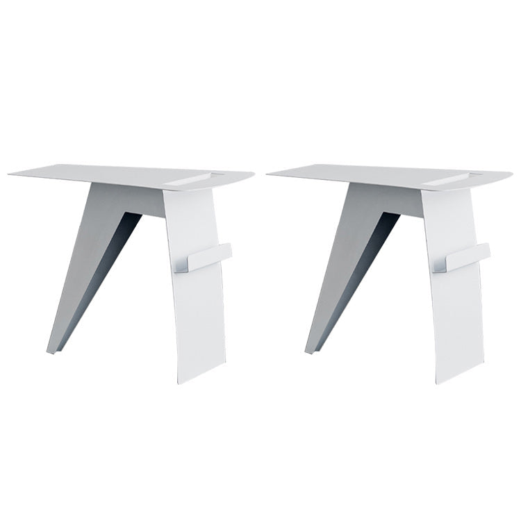 Mid-Century Sled End Table Geometric Metal Side Table, 19" Tall White 2 Clearhalo 'Coffee & Accent Tables' 'End & Side Tables' 'end_side_tables' 'furn' 'furn_end_side_tables' 'Furniture' 'Living Room Furniture' 6026083