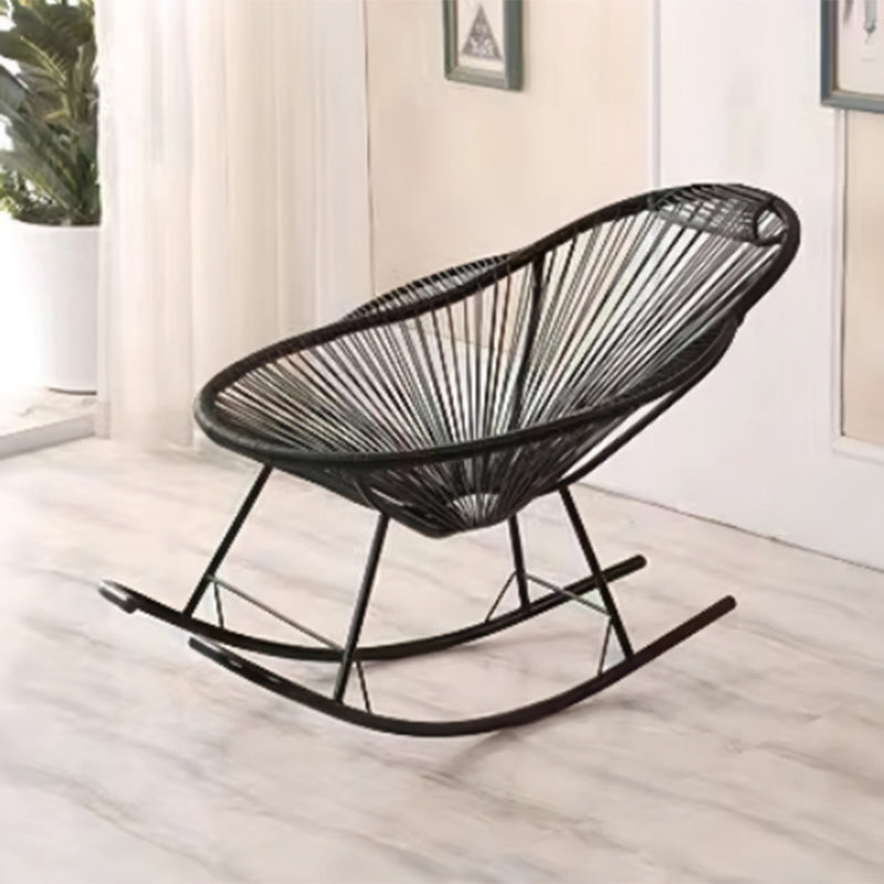 Chaise à bascule contemporaine chaise d'aile en osier arrière couleur solide chaise à bascule intérieure