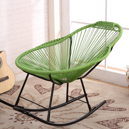 Chaise à bascule contemporaine chaise d'aile en osier arrière couleur solide chaise à bascule intérieure
