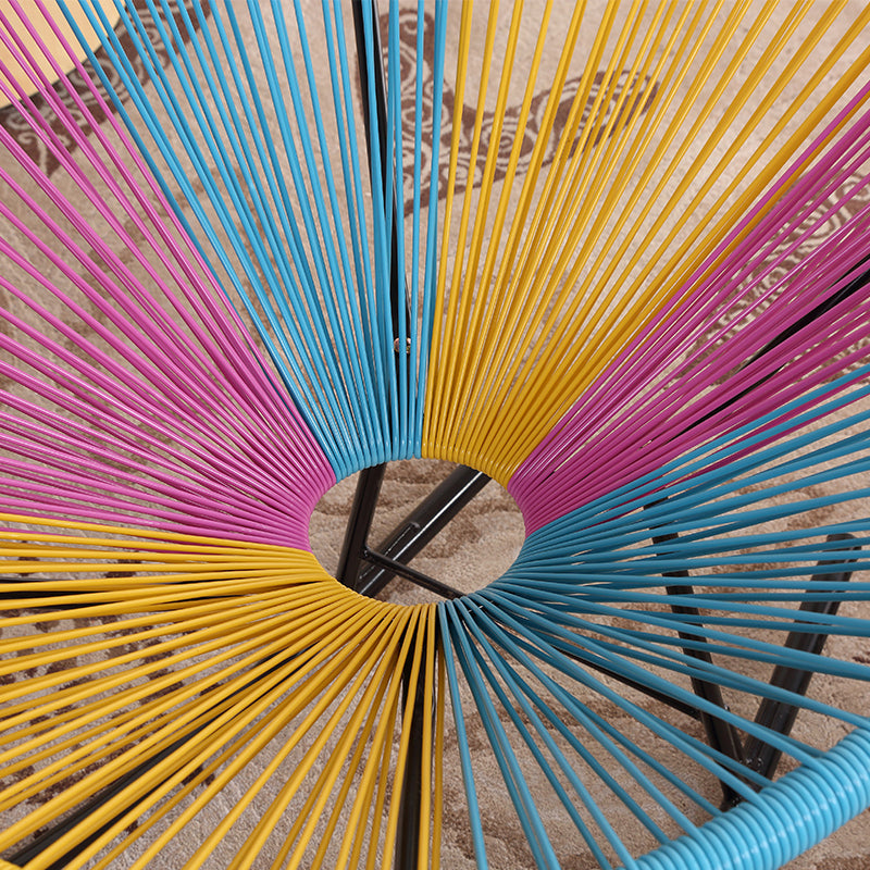 Chaise à bascule contemporaine chaise d'aile en osier arrière couleur solide chaise à bascule intérieure