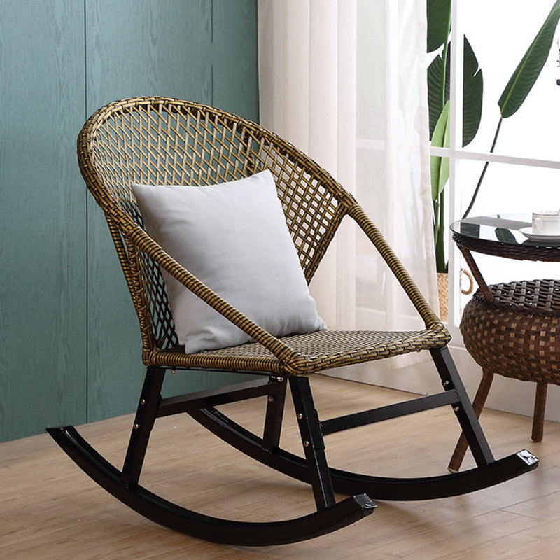 Rattan Rocker Chair Mitte des Jahrhunderts moderner Schaukelstuhl mit grauem Rahmen