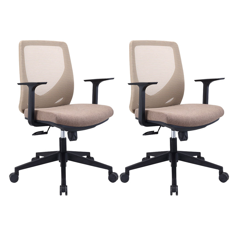 Eigentijdse fauteuil met vaste armleuningen, bruine bureaustoel met middenrug