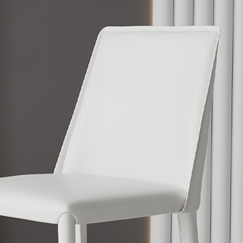Sillas de comedor sin brazo de la espalda baja silla lateral moderna de cuero falso