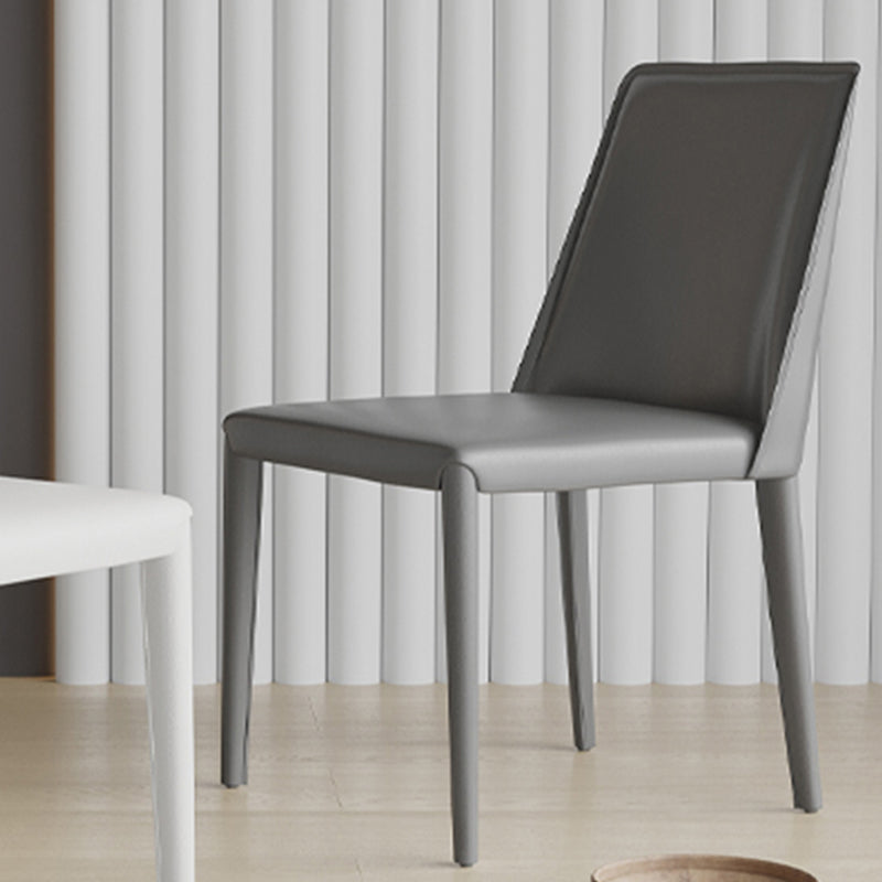 Sillas de comedor sin brazo de la espalda baja silla lateral moderna de cuero falso