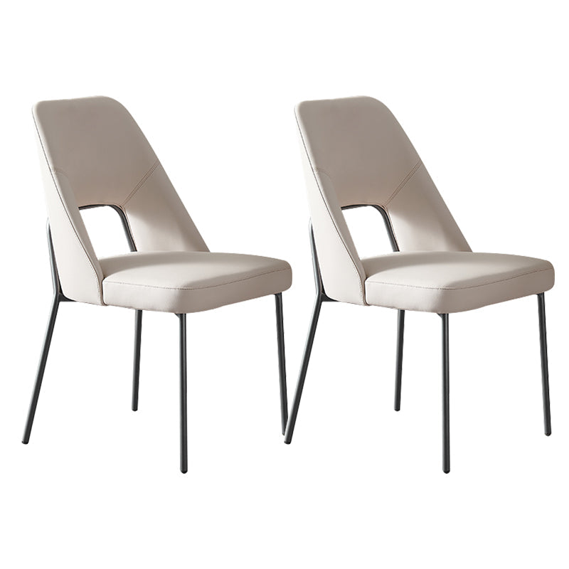 Silla lateral abierta para el hogar de cuero sintético silla de comedor moderna con piernas negras