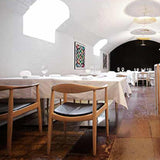 Zeitgenössischer Gummi -Open -Arm -Stuhl natürlicher Lederstuhl