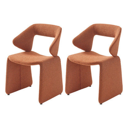 Sedia da pranzo in tessuto stile designer a braccio apribile.