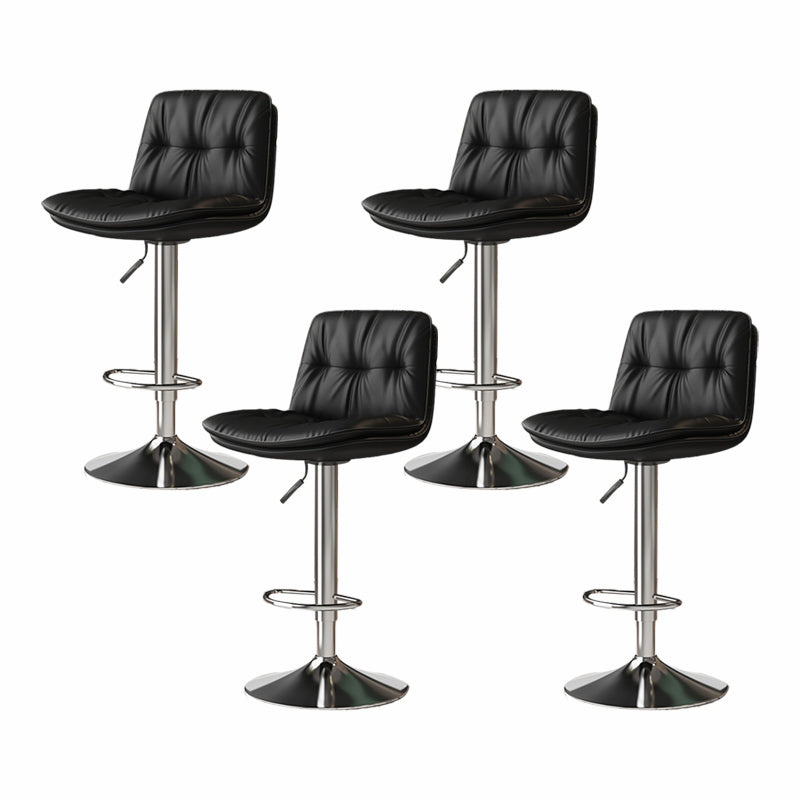Sgabello da bar in pelle di altezza regolabile scandinava