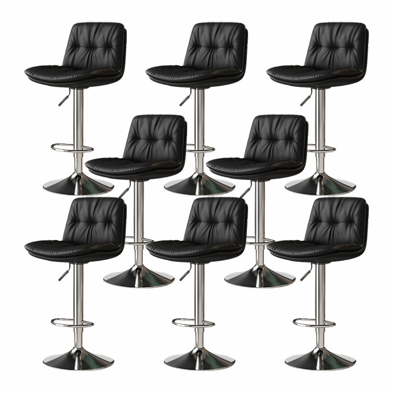 Sgabello da bar in pelle di altezza regolabile scandinava