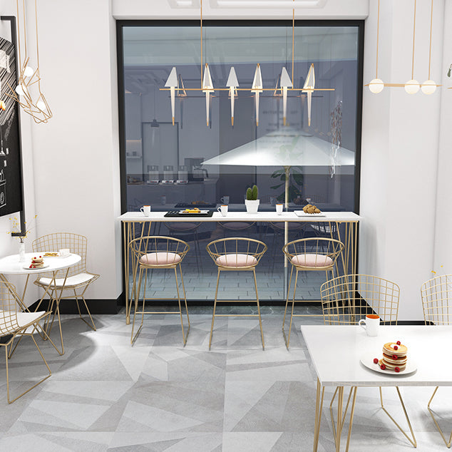 Tavolo da pub rettangolo bianco finto tavolo da cocktail in altezza della barra in marmo con base metallica