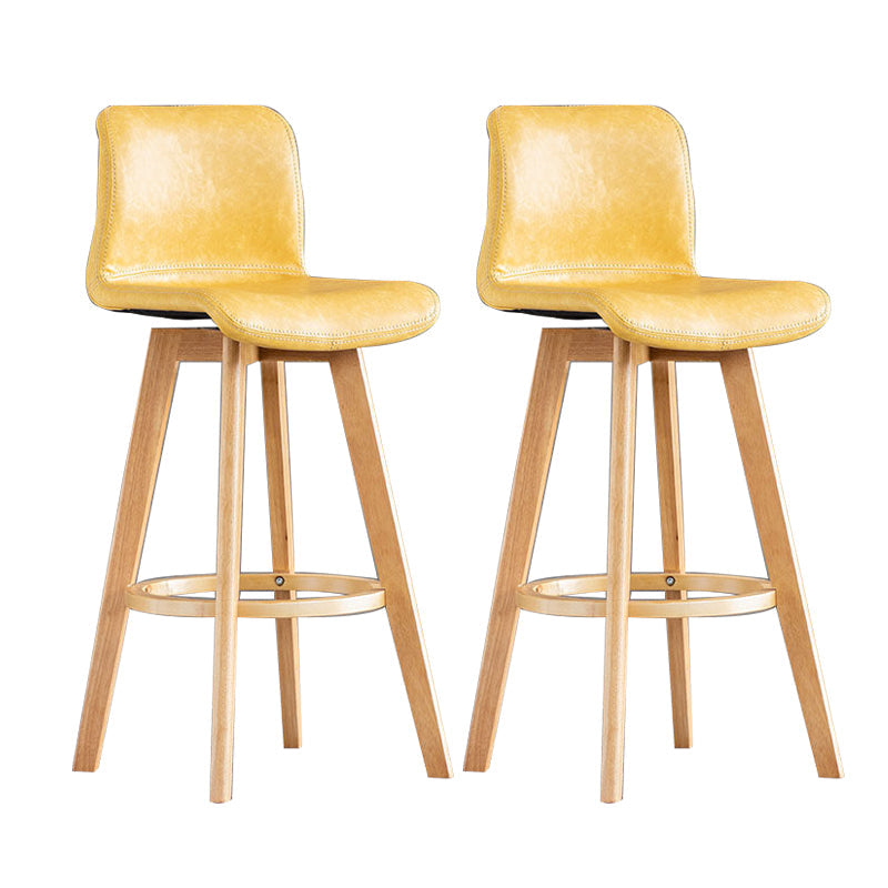 Taburete de bar de cuero con acabado mate y respaldo bajo para el hogar contemporáneo