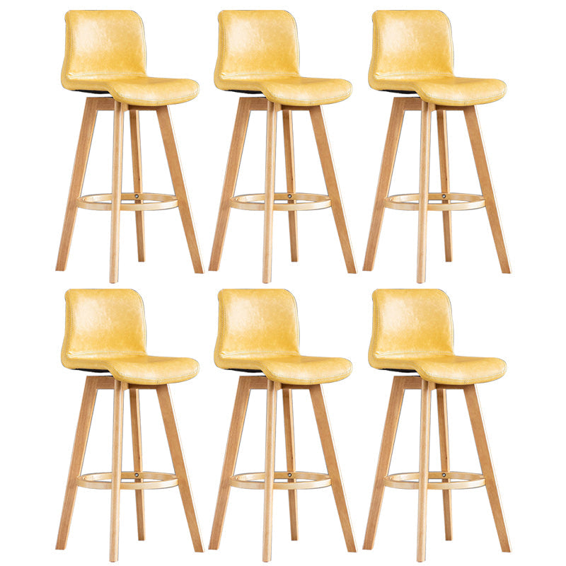Taburete de bar de cuero con acabado mate y respaldo bajo para el hogar contemporáneo