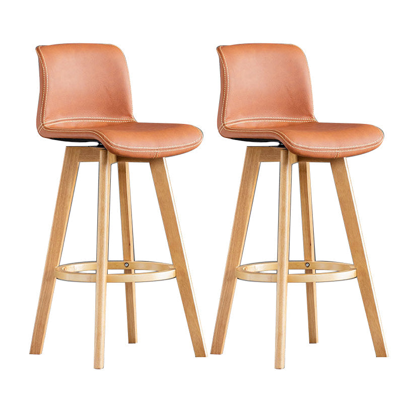 Taburete de bar de cuero con acabado mate y respaldo bajo para el hogar contemporáneo