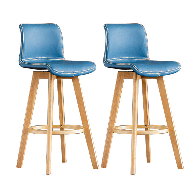 Taburete de bar de cuero con acabado mate y respaldo bajo para el hogar contemporáneo