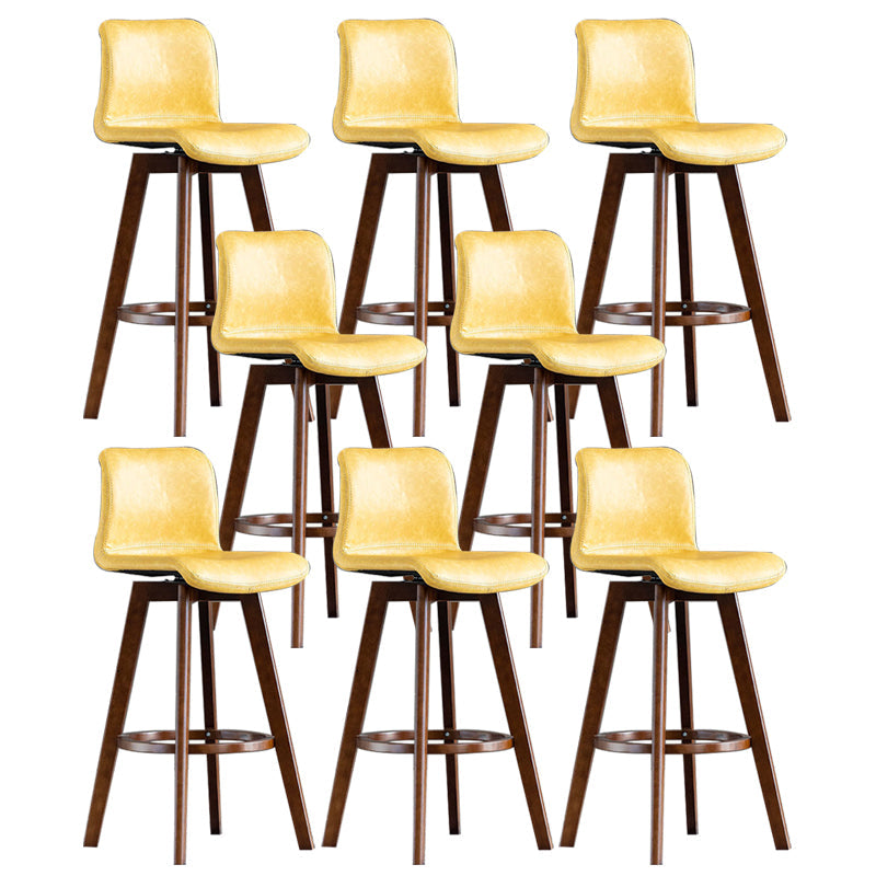 Taburete de bar de cuero con acabado mate y respaldo bajo para el hogar contemporáneo
