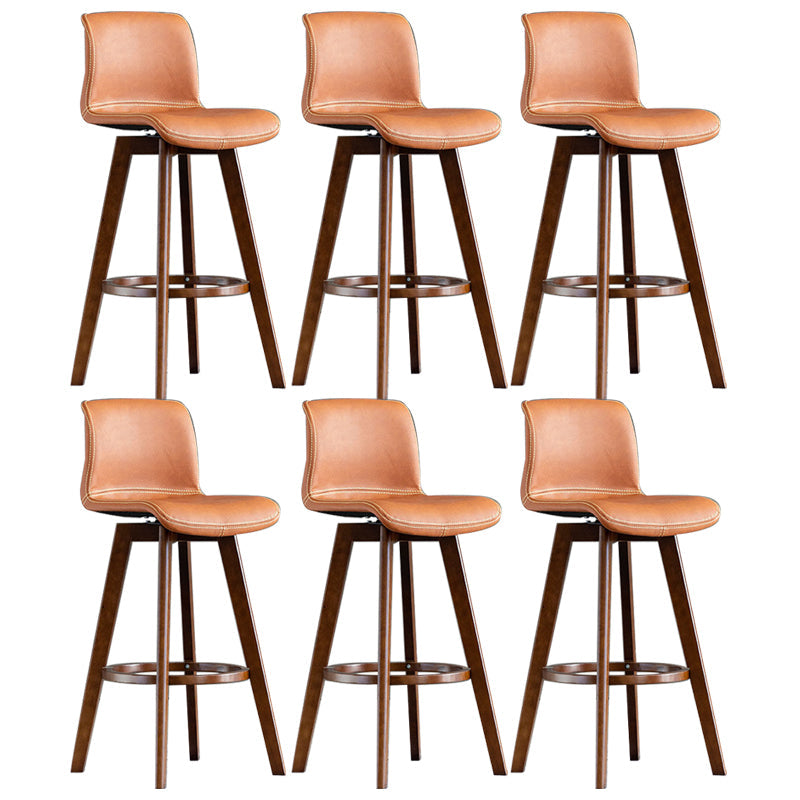 Taburete de bar de cuero con acabado mate y respaldo bajo para el hogar contemporáneo