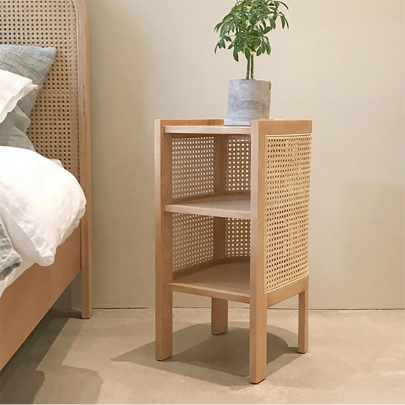 Mesa de noche de madera sólida de cama de cama moderna con estante inferior, 24.4 "de alto