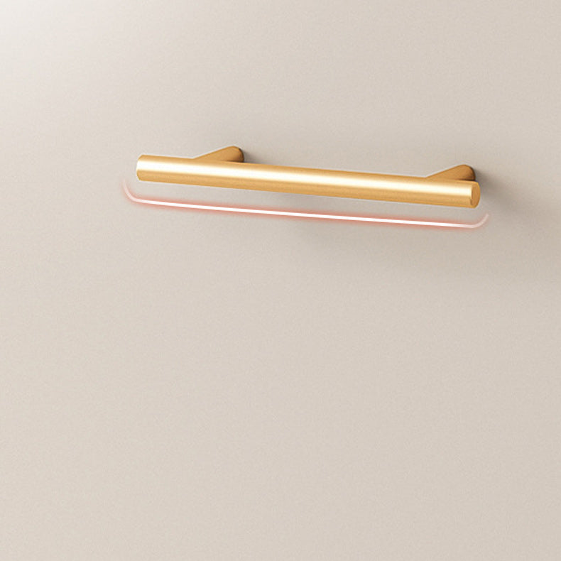 Modern Accent Cabinet with Solid Wood Straight Legs and Doors Clearhalo 'Cabinets & Chests' 'cabinets_chests' 'furn' 'furn_cabinets_chests' 'Furniture' 'Living Room Furniture' 6048866