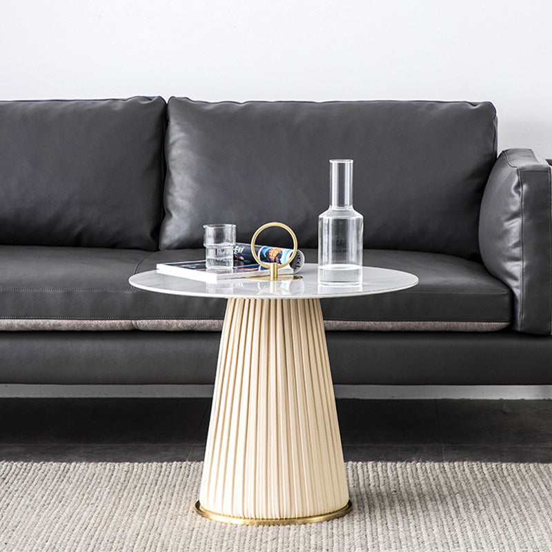 Glam Stone Top Coffee Table Pedestal Round Cocktail Table in White Clearhalo 'Coffee & Accent Tables' 'Coffee Tables' 'coffee_tables' 'furn' 'furn_coffee_tables' 'Furniture' 'Living Room Furniture' 6049324