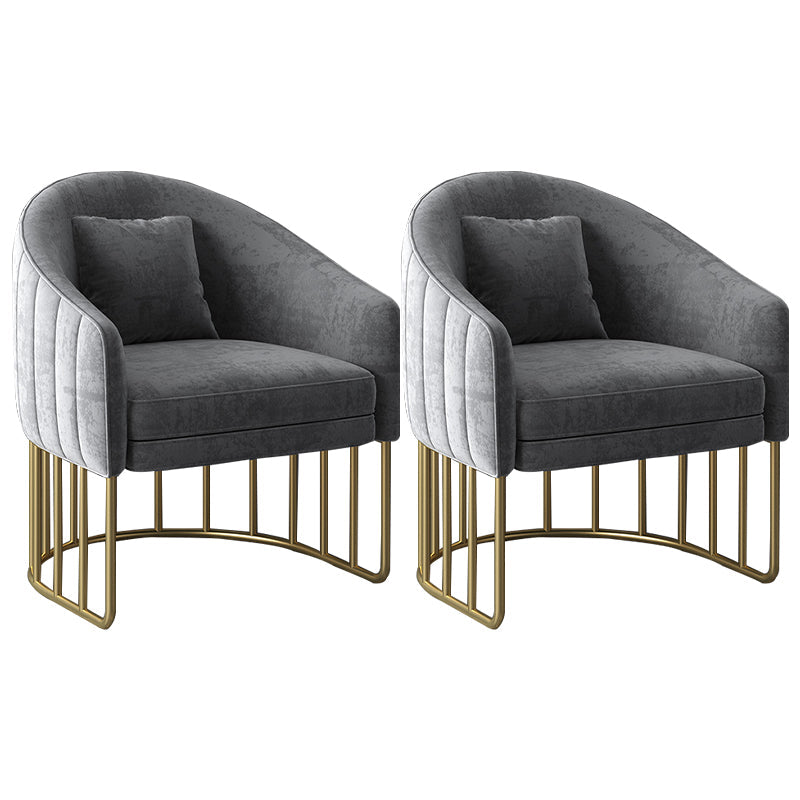 Velvet Barrel Accent Chaid 27,55 "Ligne de large Chaise incluse avec des jambes dorées