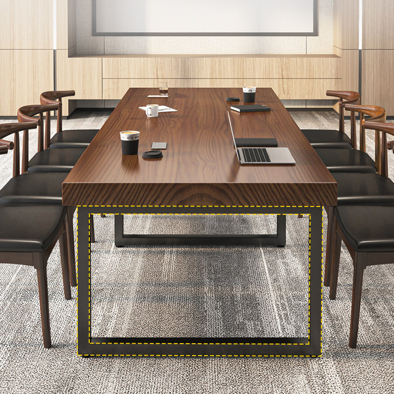 Pine Solid Wood Dining Table Rectangle Dining Table for Kitchen Clearhalo 'Dining Tables & Seating' 'Dining Tables' 'dining_table' 'furn' 'furn_dining_table' 'Furniture' 'Kitchen & Dining Furniture' 6056593