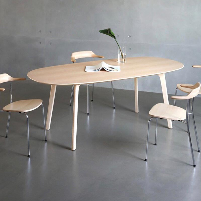 Oval Solid Wood Dining Table Modern Furniture with 4 Legs for Apartment