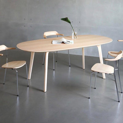 Oval Solid Wood Dining Table Modern Furniture with 4 Legs for Apartment