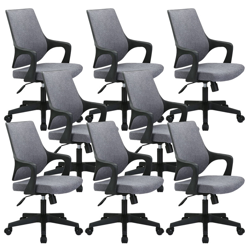 Sillón moderno con brazos fijos, asiento ajustable en altura, silla de oficina