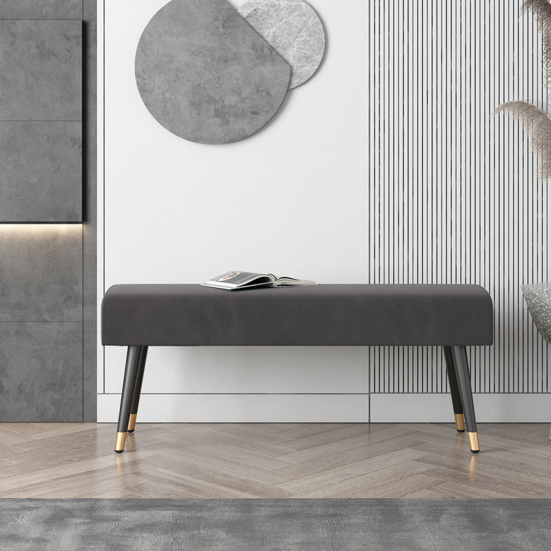 Panchina di sedute glam in schiuma imbottita con gambe di fila in metallo