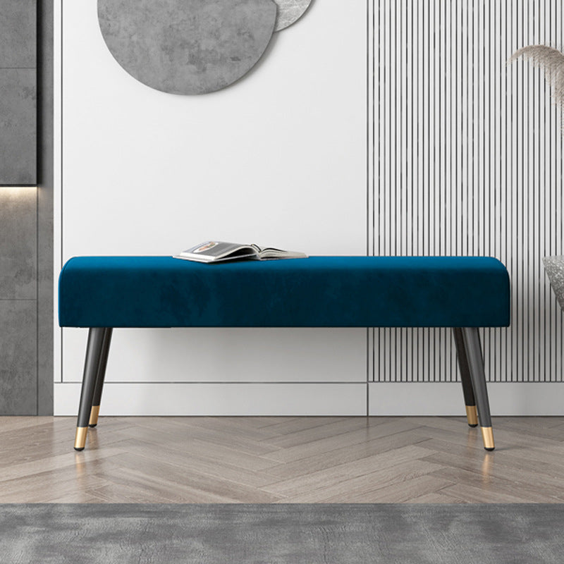 Panchina di sedute glam in schiuma imbottita con gambe di fila in metallo