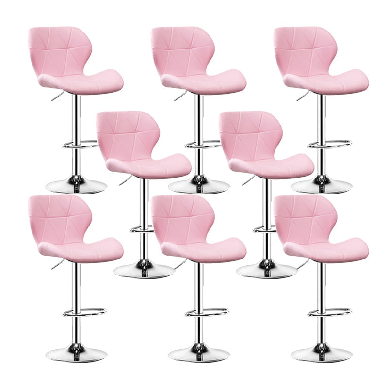 スカンジナビアのメタルバースツールフェイクレザーフットレスト調整可能なカウンタースツール