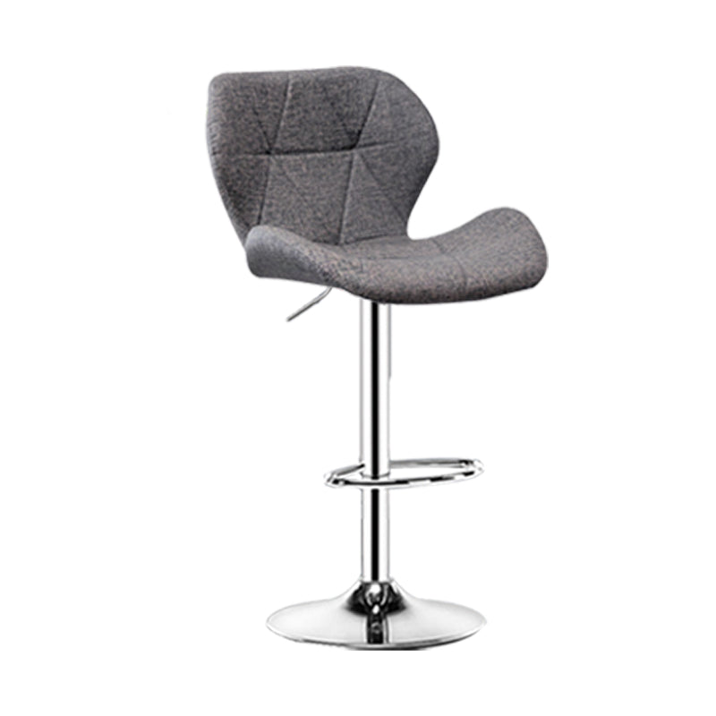 スカンジナビアのメタルバースツールフェイクレザーフットレスト調整可能なカウンタースツール