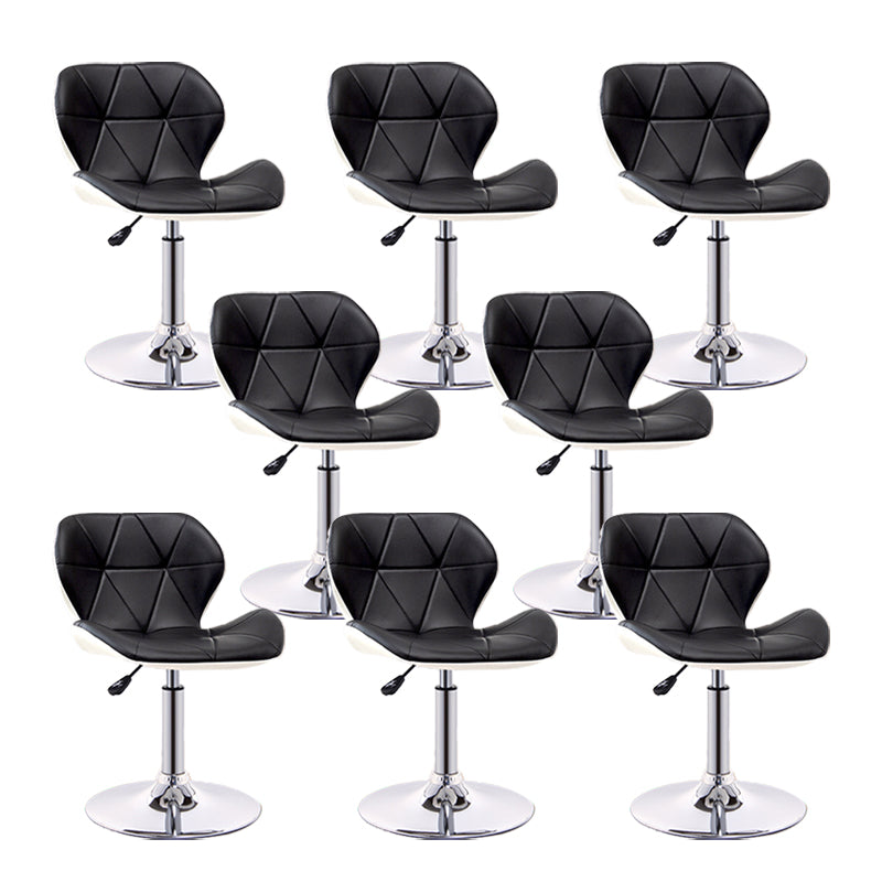 スカンジナビアのメタルバースツールフェイクレザーフットレスト調整可能なカウンタースツール