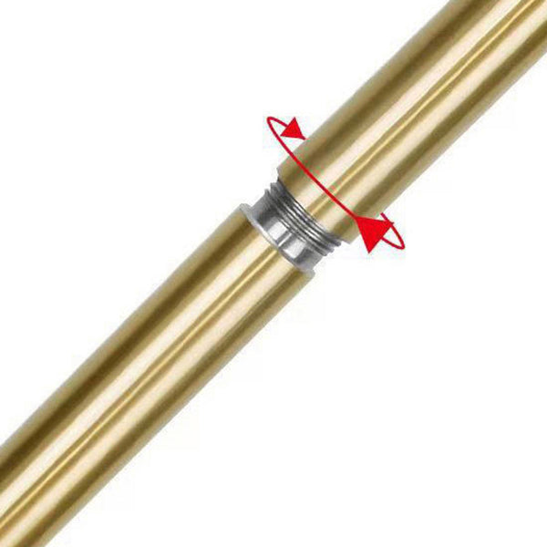 Zeitgenössische Schicht -Rack -Kleiderhaken Metallbedeckungsregal mit Lagerung