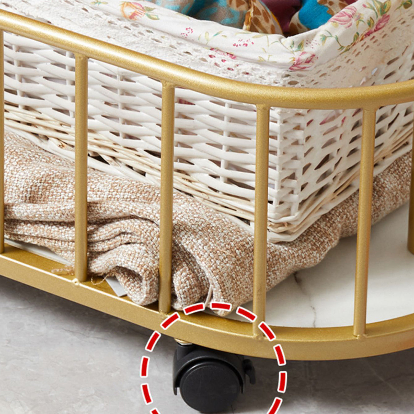 Popular Metal Coat Hanger Storage Basket Solid Color Coat Rack with Castors Clearhalo 'Entry & Mudroom Furniture' 'furn' 'furn_hall_tree_coat_racks' 'Furniture' 'Hall Trees & Coat Racks' 'hall_tree_coat_racks' 6064820