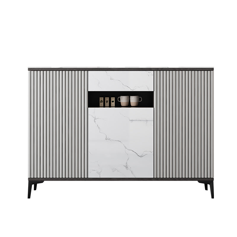 Server a buffet contemporaneo per cucina per cucina per cucina.