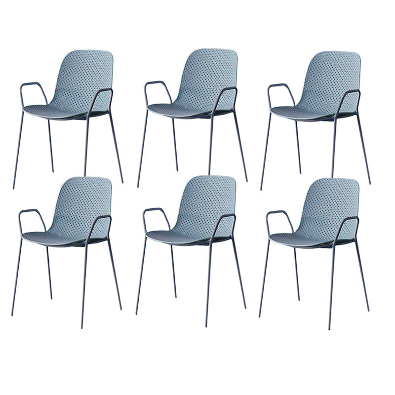 Silla de brazo de estilo contemporáneo silla de comedor de plástico con base de metal
