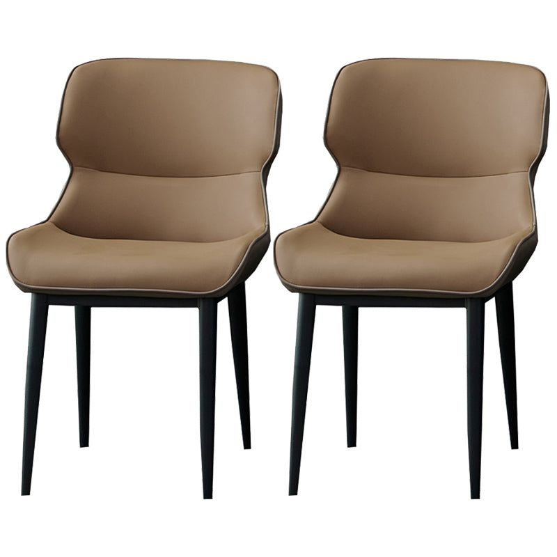 Chaise de finale finale mate avec jambes noires chaise latéral contemporaine pour salle à manger